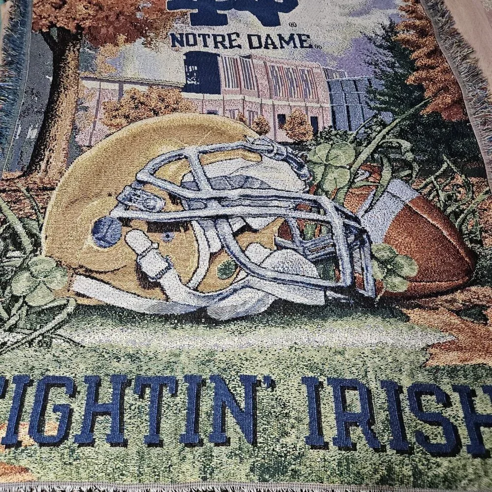 Vintage NCAA Notre Dame ND Football Tapestry Throw Blanket 45